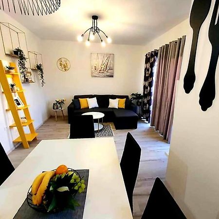 Apartments Mena Bibinje Εξωτερικό φωτογραφία