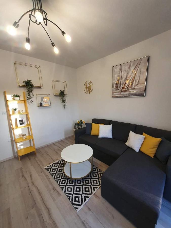 Apartments Mena Bibinje Εξωτερικό φωτογραφία