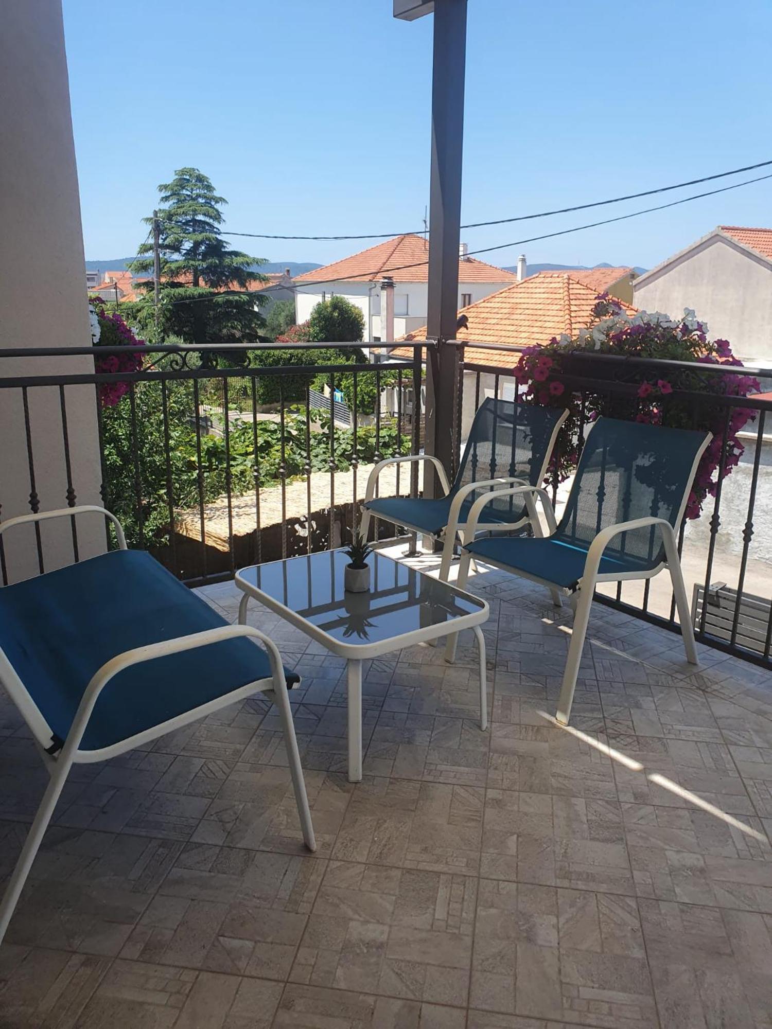 Apartments Mena Bibinje Εξωτερικό φωτογραφία